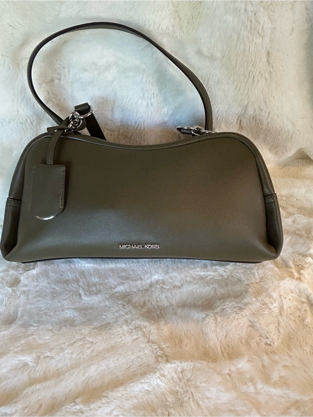 🫒AUTHENTIC MICHAEL KORS LEATHER SATCHEL IN OLIVE🫒